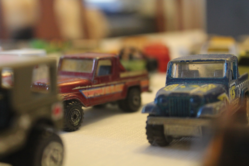 Illustration for article titled Enormous Die-cast Collection - Box 2 - Jeep Land